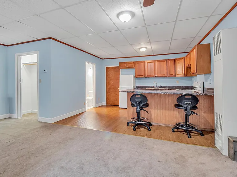 64 Clay St #STUDIO — Photo 1