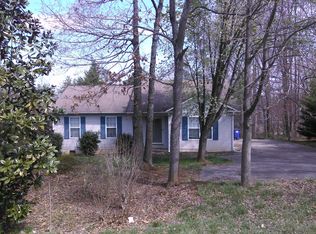 5305 Country Club Rd, Winston Salem, NC 27104