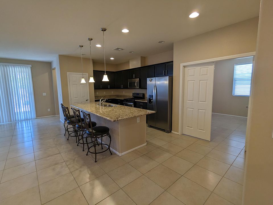 1st image of 764 Drewsberry Ave