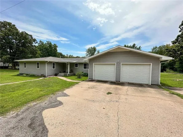 7196 SE Jay Ln, Baxter Springs, KS 66713