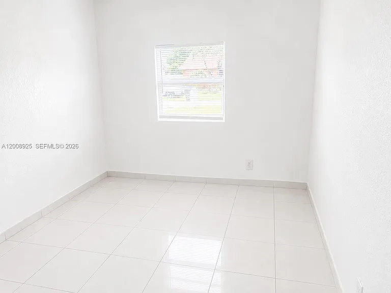 8210 SW 7th St — Photo 12