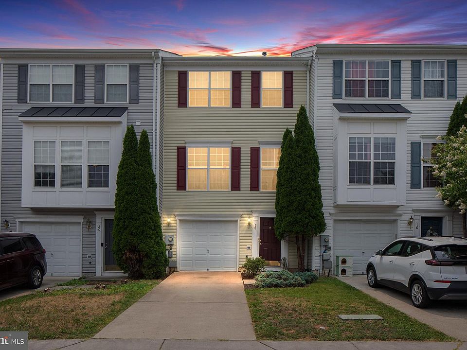 1st image of 18 Barton Ct