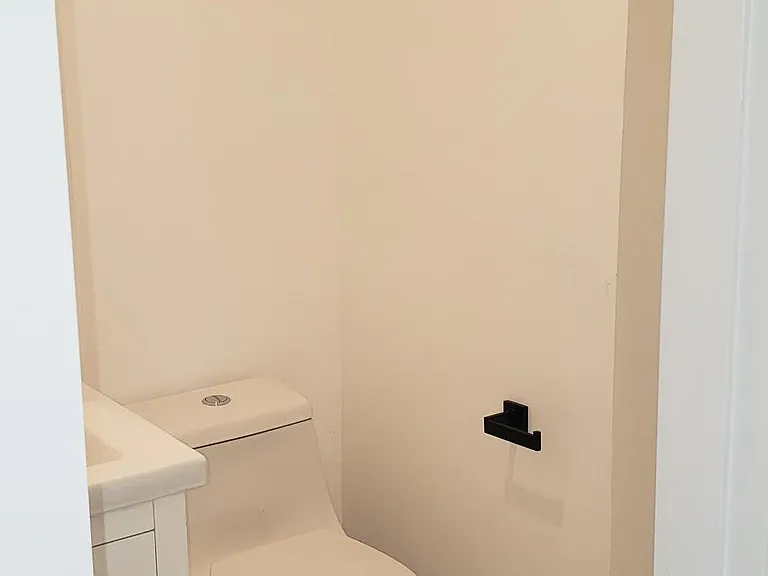 1507 Light St #2 — Photo 8