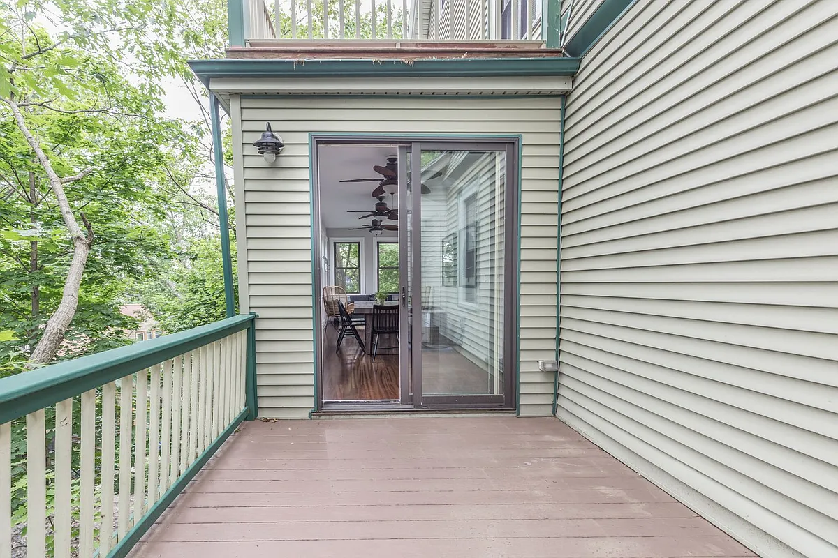 Building Photo - 63 Beech Glen St #1