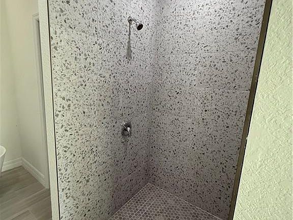 5th image of 17444 Barbara Dr #17444