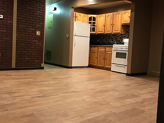 2nd image of 13944 182nd Street # First Floor