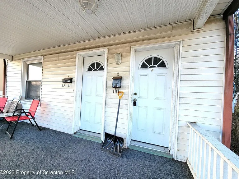 1315 Farr St — Photo 14