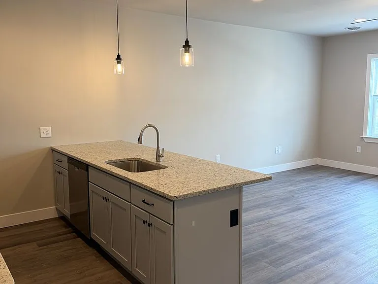 Salem Run Apartments Phase 2 — Photo 148