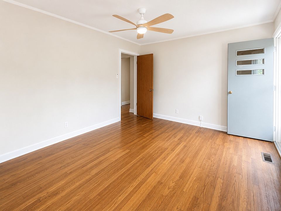 2nd image of 2620 Saint James Ave