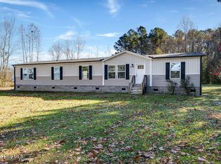 510 Mary Slocum Road NE, Watha, NC 28478