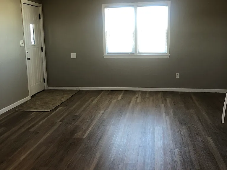 3320 N Lincoln Ave #7 — Photo 1