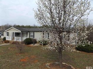 3498 Plateau Rd, Newton, NC 28658