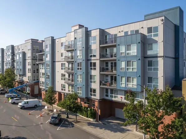 2818 Grand Ave Unit B305, Everett, WA 98201