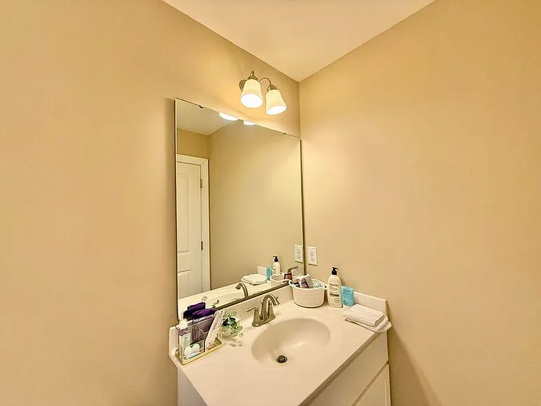 455 Village Commons Ln — Photo 24