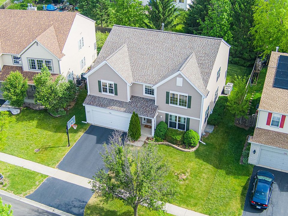 1st image of 746 Bluebell Ln