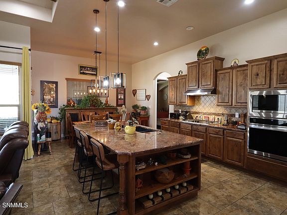 5th image of 4314 Del Prado Way