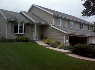 778 Edgemore Dr, Sun Prairie, WI 53590