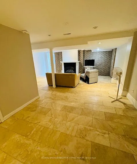 4562 Penhallow Rd #BASEMENT — Photo 10