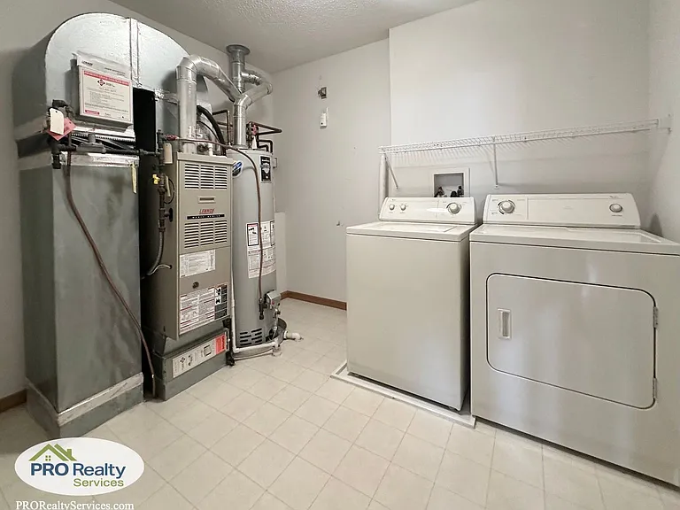 17127 Polk St NW — Photo 15