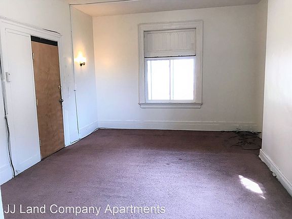 2nd image of 5502 Margaretta St APT 1