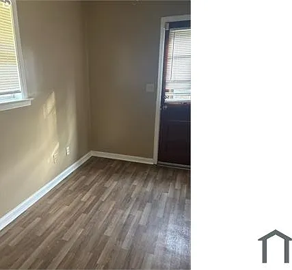 3263 Hackberry Ln — Photo 4