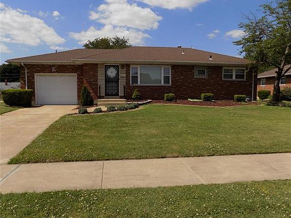 2nd image of 2147 Waterman Ave