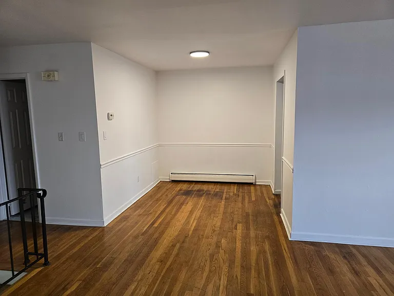 202 Sussex St #2 — Photo 7
