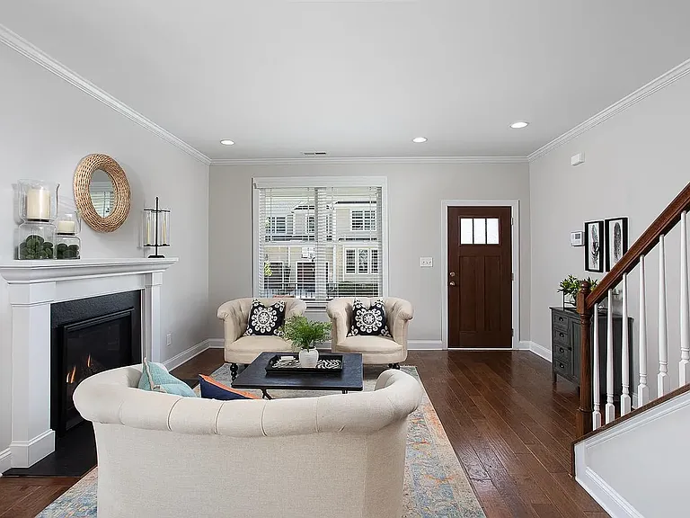 113 Bella Dr — Photo 35