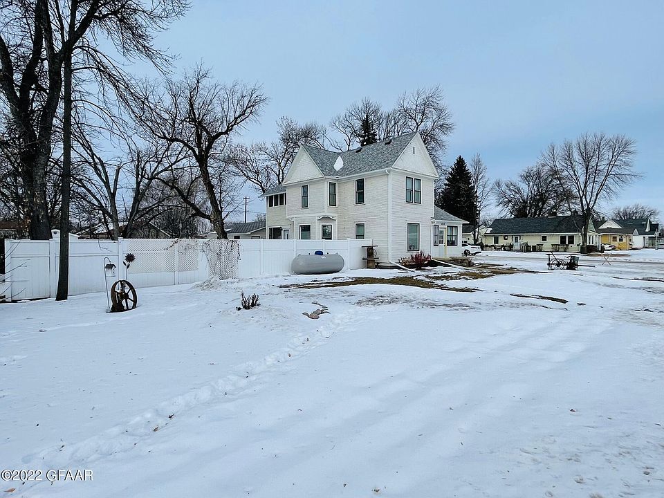 424 Terry Ave, Larimore, ND 58251 MLS 222072 Zillow