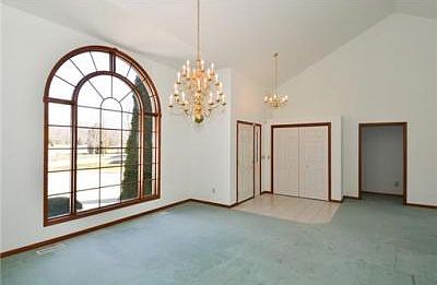 2nd image of 32894 Cardinal Ct