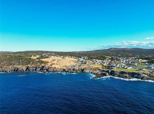 16 Bank Rd, Pouch Cove, NL A0A3L0