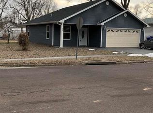 812 E 18th St, Sedalia, MO 65301