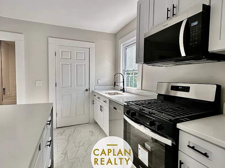 345 Ellsworth Ave #B — Photo 4
