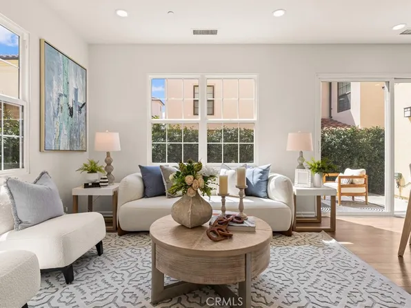 60 Strawberry Grv, Irvine, CA 92620
