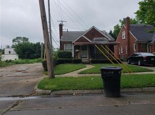 15090 Spring Garden St, Detroit, MI 48205