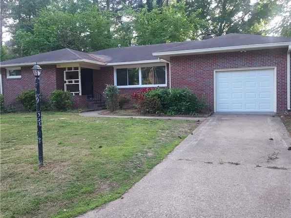 301 Woodroof Rd, Newport News, VA 23606