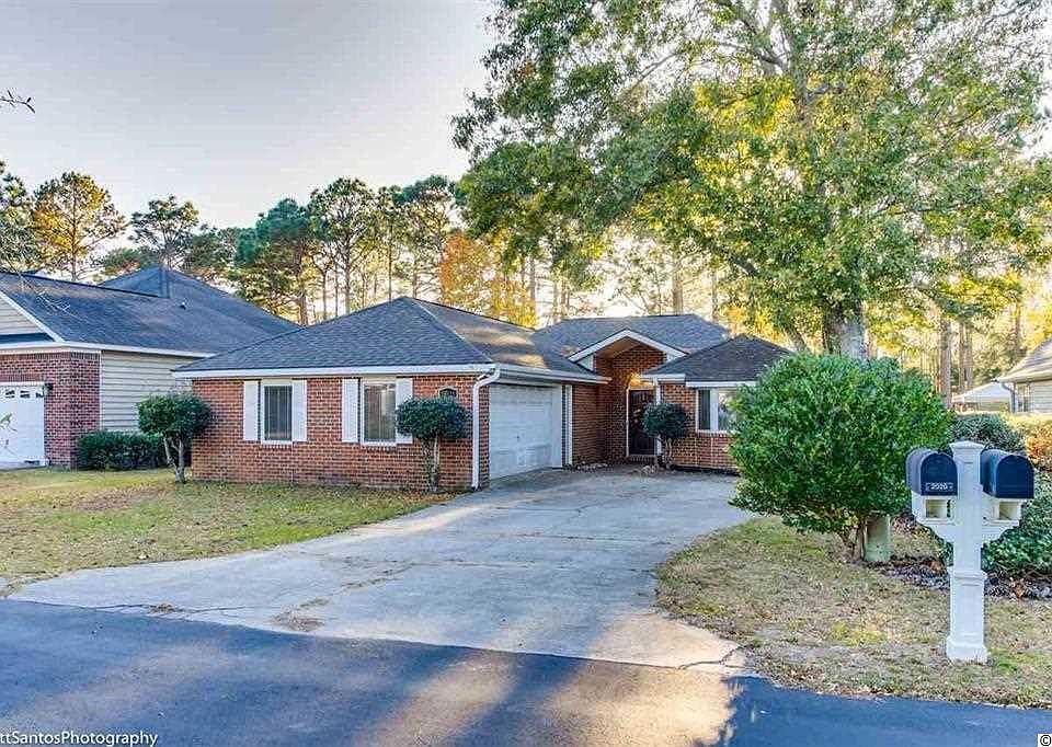 1st image of 2021 N Berwick Dr