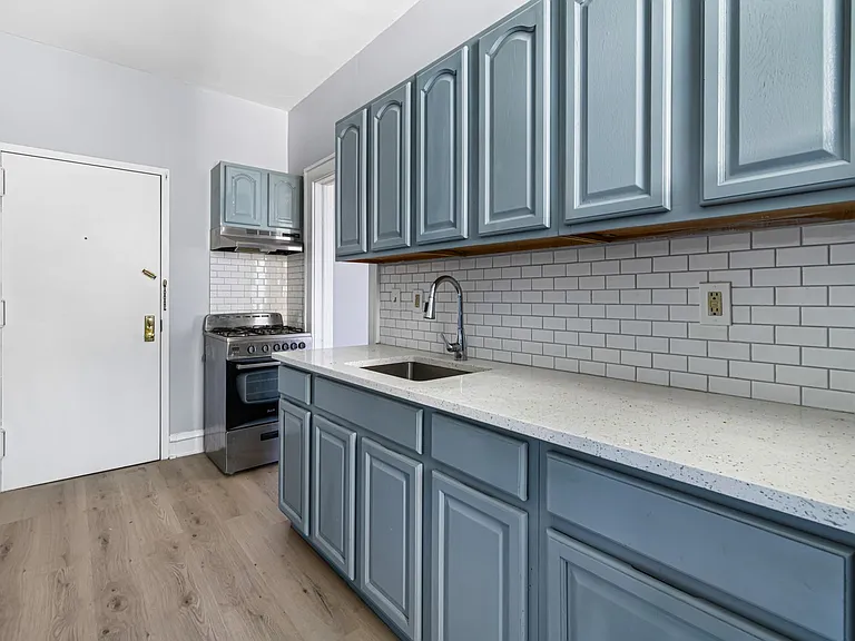 109 Chestnut St — Photo 9