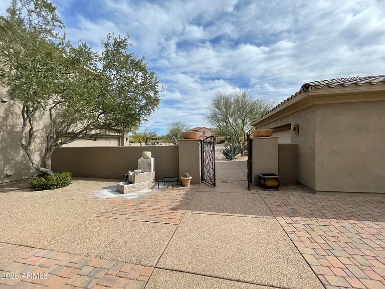 9778 E Jagged Peak Rd — Photo 7