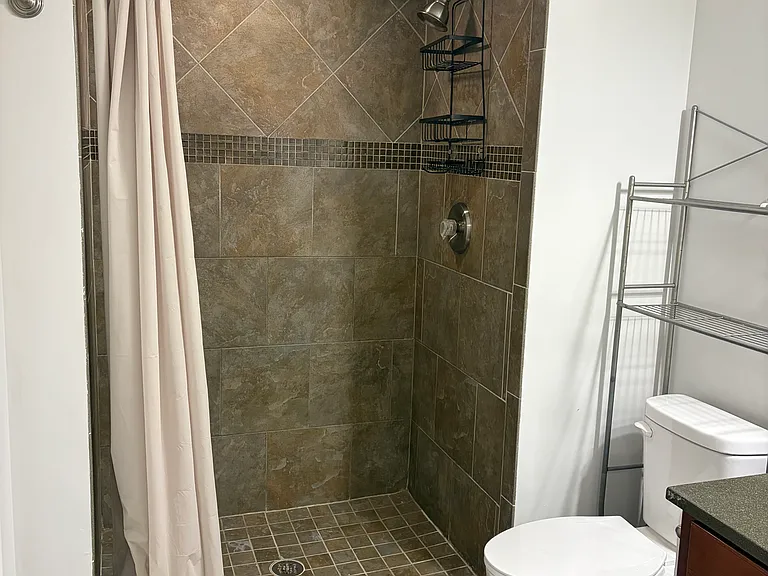 330 Heritage Pkwy — Photo 8
