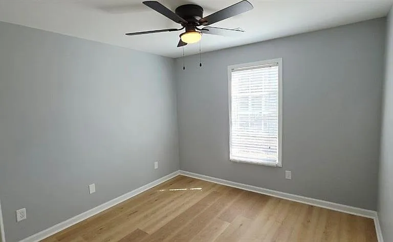 3595 Deep Cove Dr — Photo 9