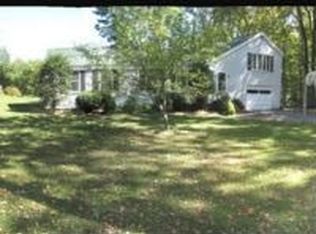 4 Woodlawn Ave, Atkinson, NH 03811