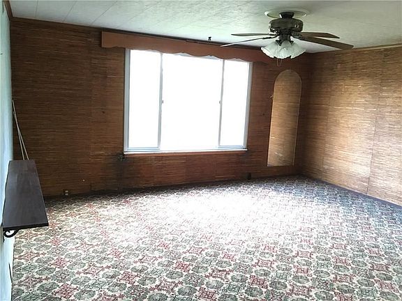 4th image of 5813 Meade St