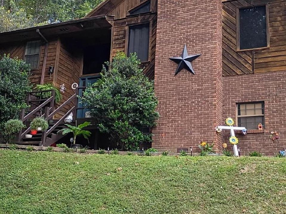2nd image of 205 Julian Dr