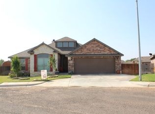 13 NW Grace Dr, Andrews, TX 79714