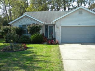 2524 Kings Ct, Terre Haute, IN 47802