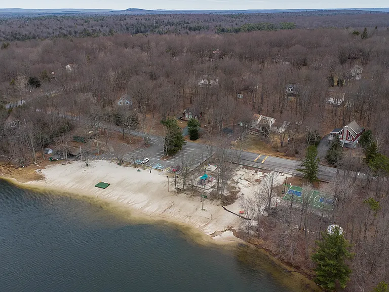 354 Birch Dr — Photo 36