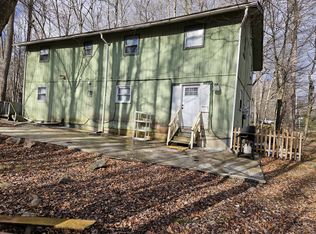8838 Cloudcrest Dr, Tobyhanna, PA