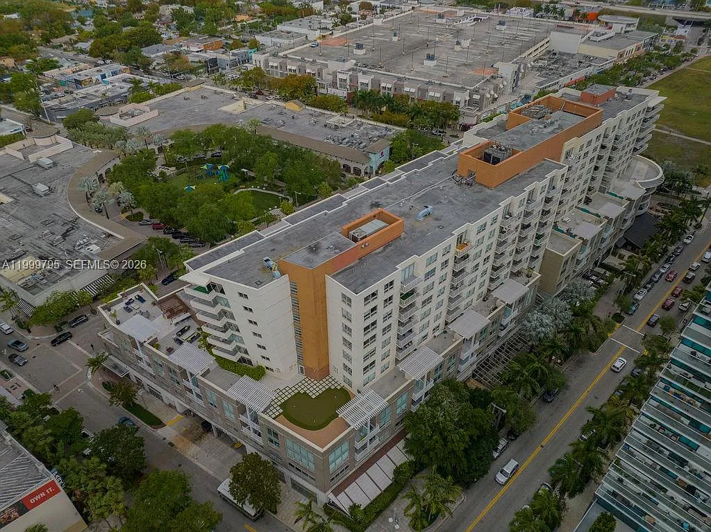Building Photo - 3250 NE 1st Ave #PENTHOUSE