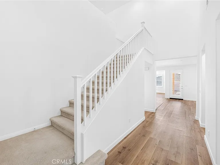 1617 Camden Ct — Photo 19